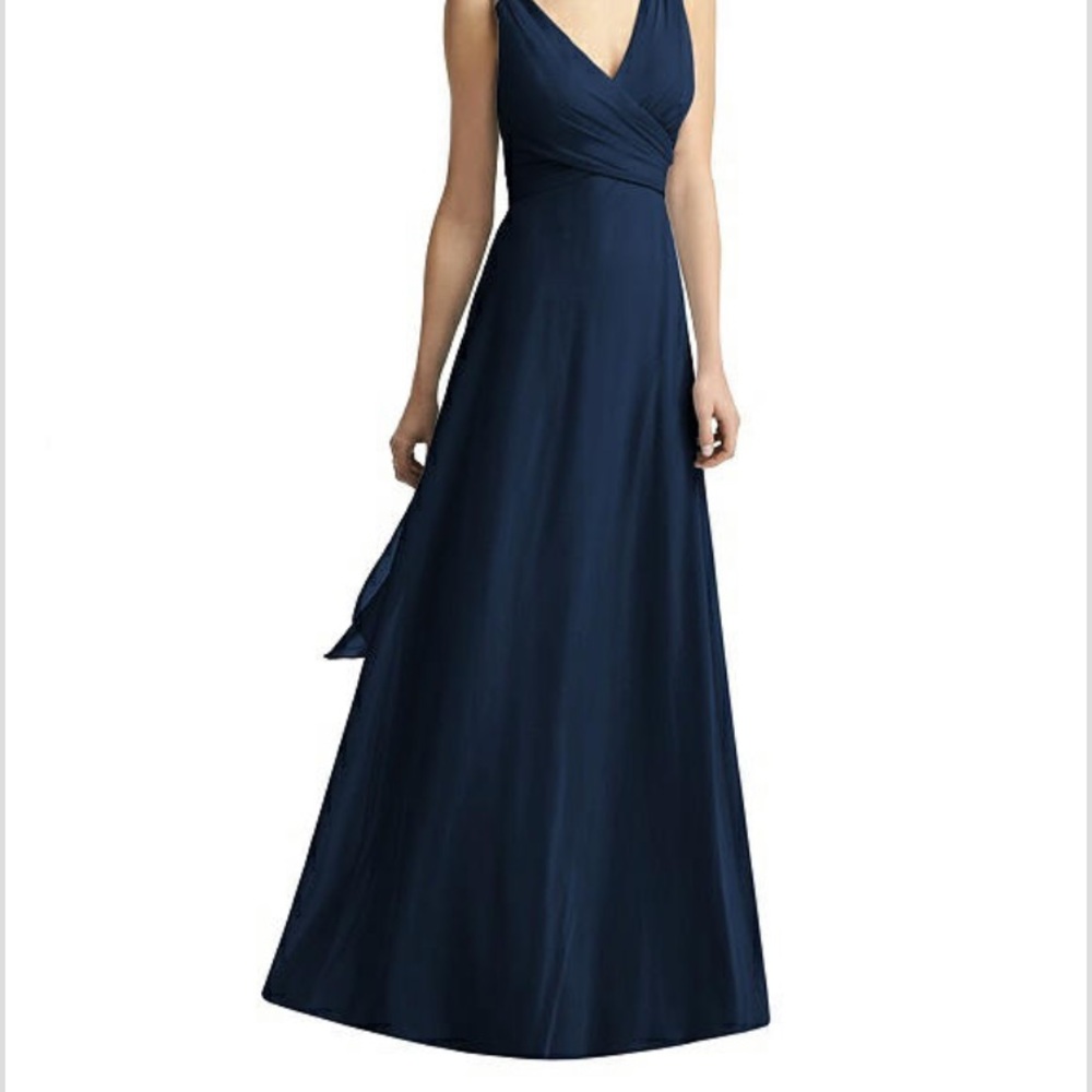 Dessy Thread Vneck sleeveless Lux Chiffon dress